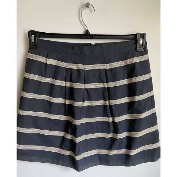 Ann Taylor Loft Black/Cream Stripe A Line‎ Skirt Size 6 - Picture 6 of 7